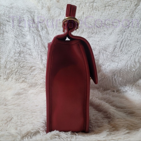 SOLD!! Red Vintage Coach Willis Bag #9927 - Picture 3 of 9